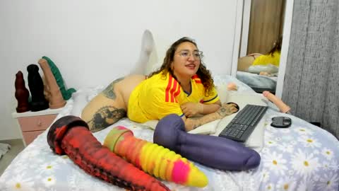Leilamolly online show from 06-17-26, 07:15