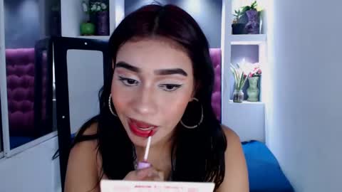 Snapshot of leilasweetxx chatting on 12-27-24, 10:55 Mar online show from 12-27-24, 10:55