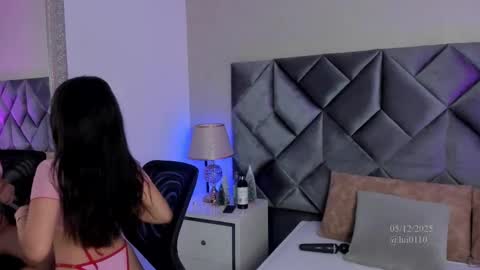 Leizathompson online show from 12-05-25, 07:32