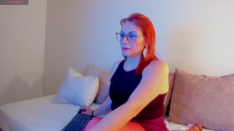 Leloo  online show from 07-20-26, 02:48