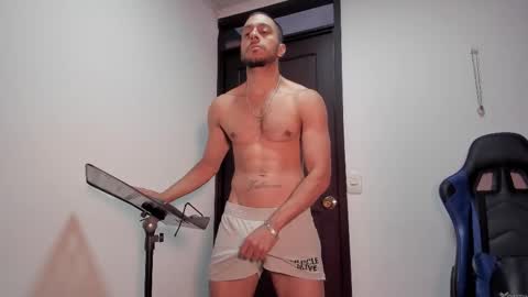 hi im lelo... nice to meet you I appreciate your thumbs up It is very important and you would help me a lot online show from 10-02-25, 11:17