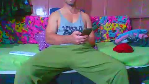 Snapshot of lemao77 chatting on 12-05-25, 02:42 SEX MASTER online show from 12-05-25, 02:42