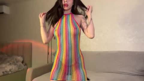 Snapshot of lemonandpeach chatting on 12-03-25, 01:57 2 shy lemons 1 peach online show from 12-03-25, 01:57