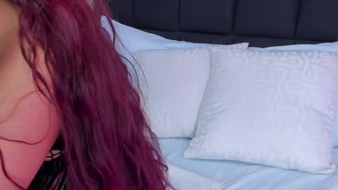 L E N A online show from 09-28-25, 07:58