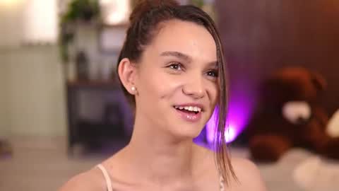 Lena Laurent online show from 06-19-26, 09:46