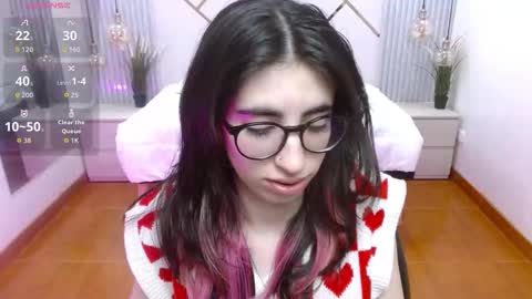 Lena online show from 09-26-25, 08:35