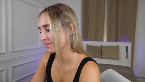 Lena online show from 10-14-25, 01:45