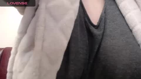 lenagolden online show from 12-07-24, 06:48