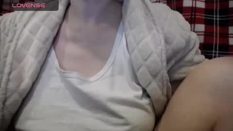 lenagolden online show from 12-14-24, 07:51