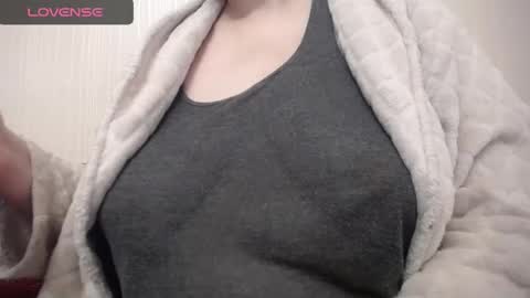 lenagolden online show from 01-30-25, 05:19