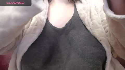 lenagolden online show from 01-31-25, 10:42