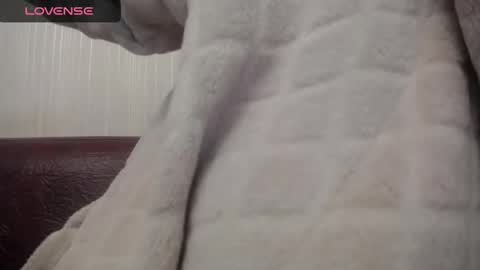 lenagolden online show from 02-13-25, 03:50