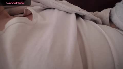 lenagolden online show from 02-20-25, 12:04