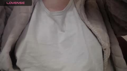 lenagolden online show from 02-21-25, 03:12