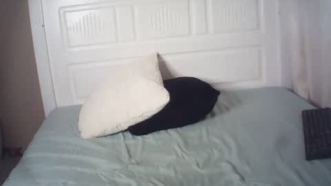 Snapshot of lenah6 chatting on 03-03-26, 04:07 lenah6 online show from 03-03-26, 04:07