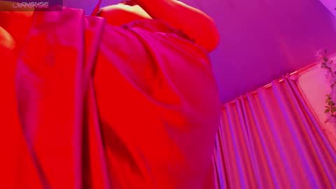 Lenna Kang online show from 12-20-24, 03:42