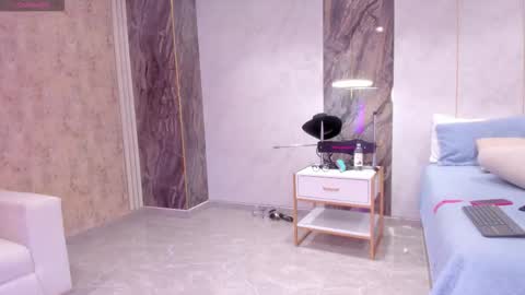 Snapshot of lenathompson chatting on 12-05-25, 03:15 Lenathompson online show from 12-05-25, 03:15