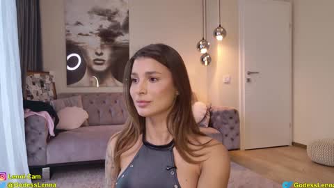 Snapshot of lenna_godess chatting on 02-22-26, 06:02 Lenna Goddess online show from 02-22-26, 06:02