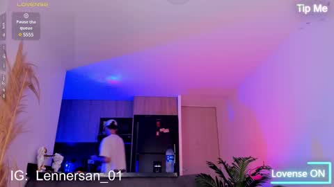 Lenner INDEPENDENT MODEL online show from 02-11-25, 10:39