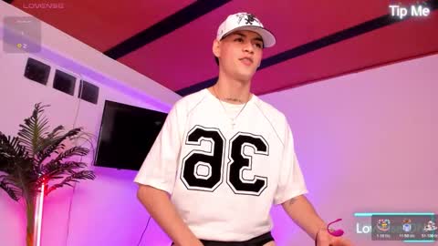 Lenner INDEPENDENT MODEL online show from 11-14-25, 04:55