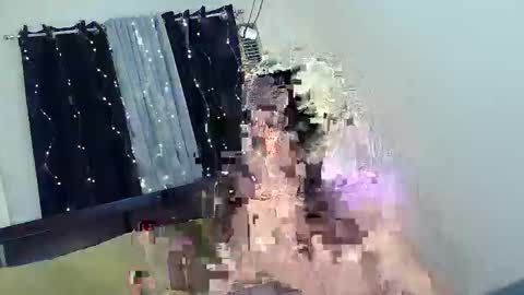 Snapshot of lennonxshit chatting on 01-04-25, 03:28 JANE online show from 01-04-25, 03:28