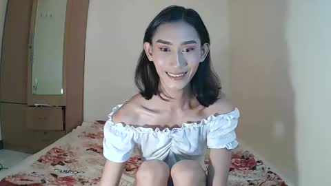 Snapshot of lennonxshit chatting on 02-04-25, 10:00 JANE online show from 02-04-25, 10:00