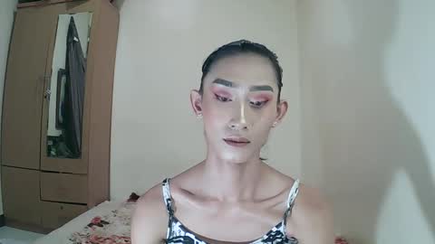 Snapshot of lennonxshit chatting on 02-08-25, 06:33 JANE online show from 02-08-25, 06:33