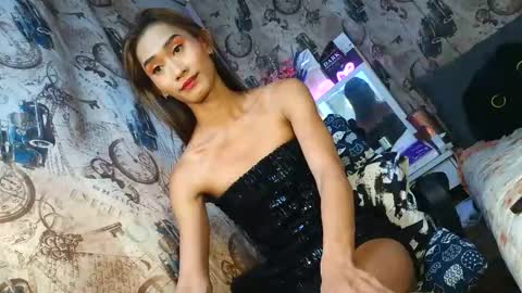 Snapshot of lennonxshit chatting on 10-25-25, 12:56 JANE online show from 10-25-25, 12:56