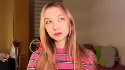 Snapshot of lenorehandelsman chatting on 02-16-26, 12:56 Tagami online show from 02-16-26, 12:56