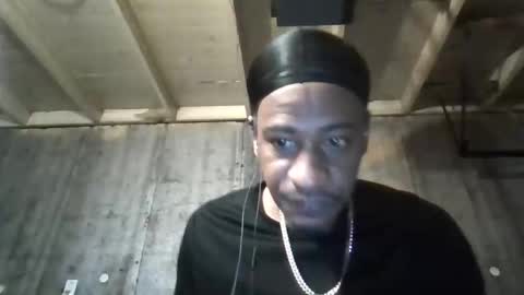 leo199984 online show from 11-16-25, 07:41