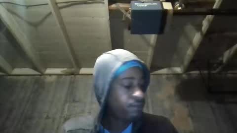 leo199984 online show from 11-23-25, 04:23