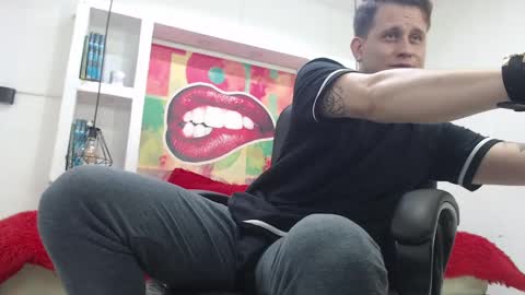 Yesid online show from 02-07-25, 02:58