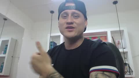 Yesid online show from 02-14-25, 02:33