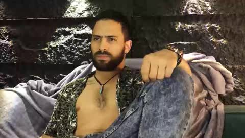 Leo  Diaz online show from 11-15-25, 11:43