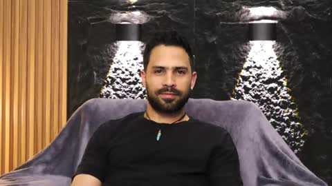 Leo  Diaz online show from 02-15-26, 01:46