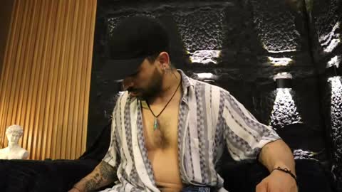 Leo  Diaz online show from 05-04-26, 09:55