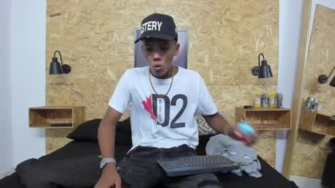 leo_jhonson online show from 09-17-25, 12:51