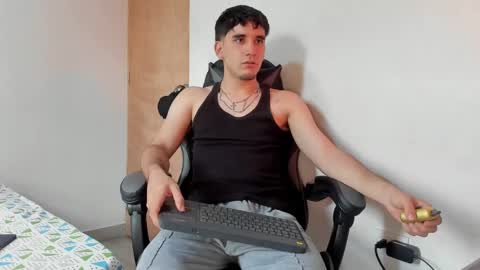 Leo Jones online show from 12-23-24, 09:40