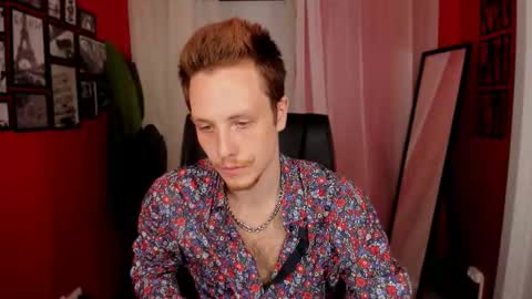 Snapshot of leo_mooree chatting on 11-03-25, 04:08 Leo online show from 11-03-25, 04:08