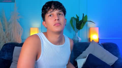 Snapshot of leo_savage_ chatting on 03-22-26, 03:43 Leo online show from 03-22-26, 03:43