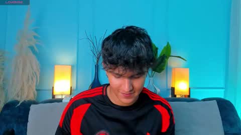 Snapshot of leo_savage_ chatting on 03-23-26, 03:32 Leo online show from 03-23-26, 03:32