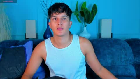 Snapshot of leo_savage_ chatting on 04-03-26, 03:59 Leo online show from 04-03-26, 03:59