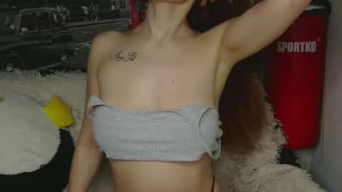 LeoandLuna online show from 10-31-25, 05:41