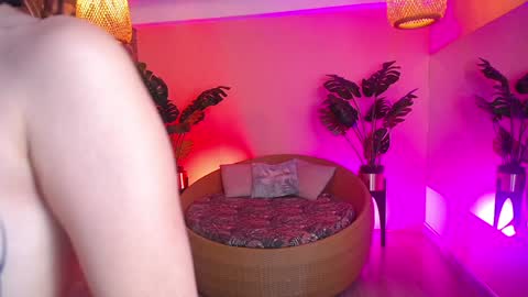 LEOMIE online show from 01-23-25, 11:26