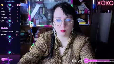 Snapshot of leona_harrison chatting on 01-18-26, 01:53 Leona Harrison online show from 01-18-26, 01:53