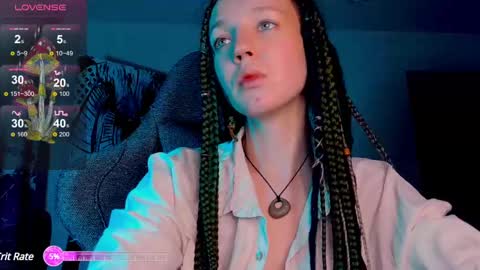 leona online show from 01-29-25, 10:01