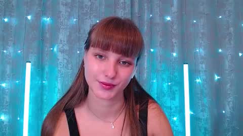 Snapshot of leonaalove chatting on 09-28-25, 01:44 Leonaalove online show from 09-28-25, 01:44
