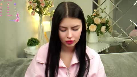 Mila online show from 02-05-26, 01:21