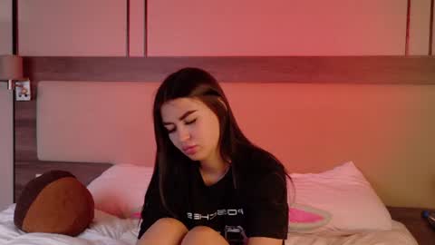 Mila online show from 06-28-26, 06:30