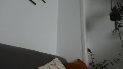 Snapshot of leonardo_grande chatting on 06-08-26, 01:22 Leonardo online show from 06-08-26, 01:22